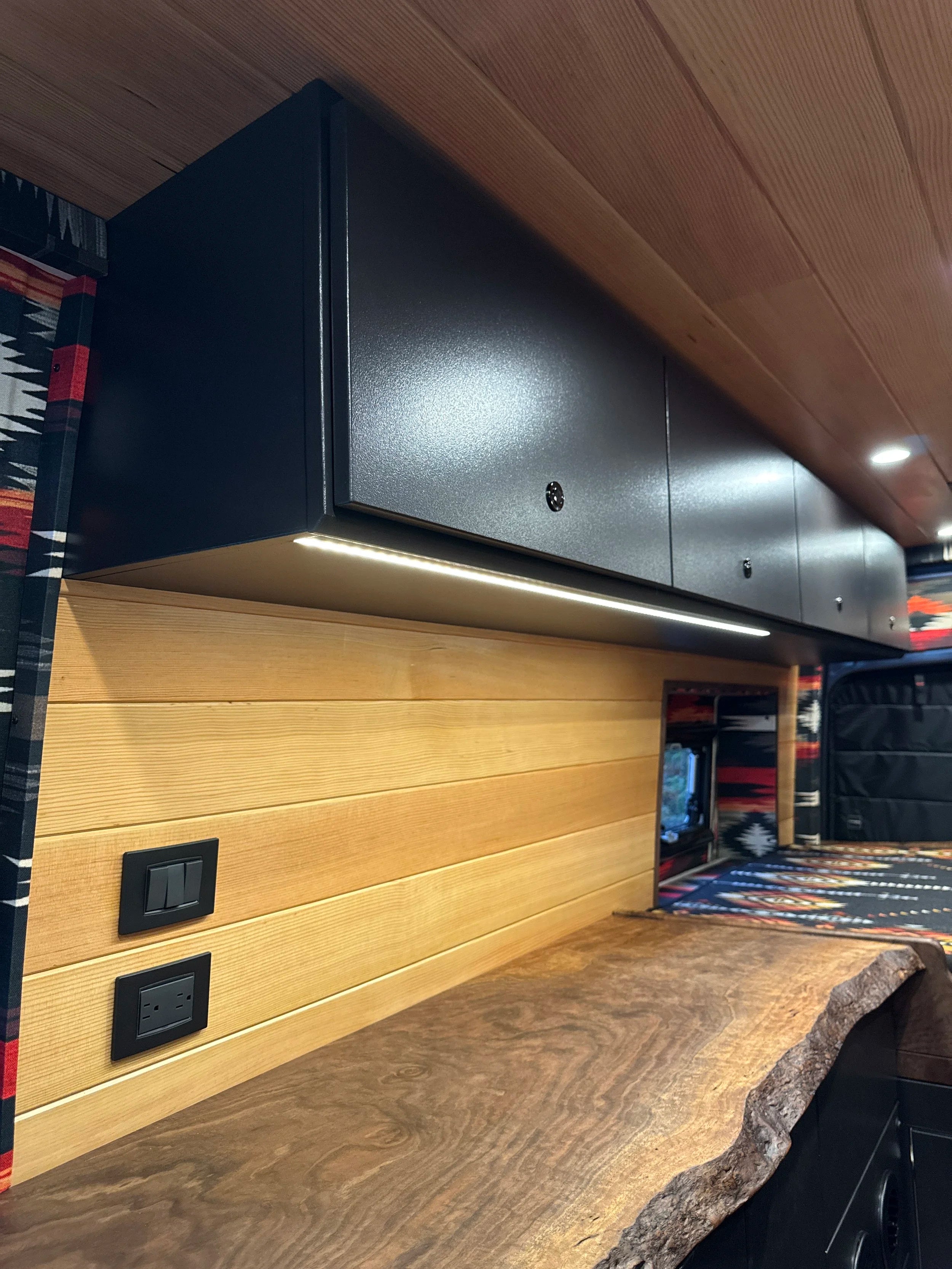 Upper Cabinet Full