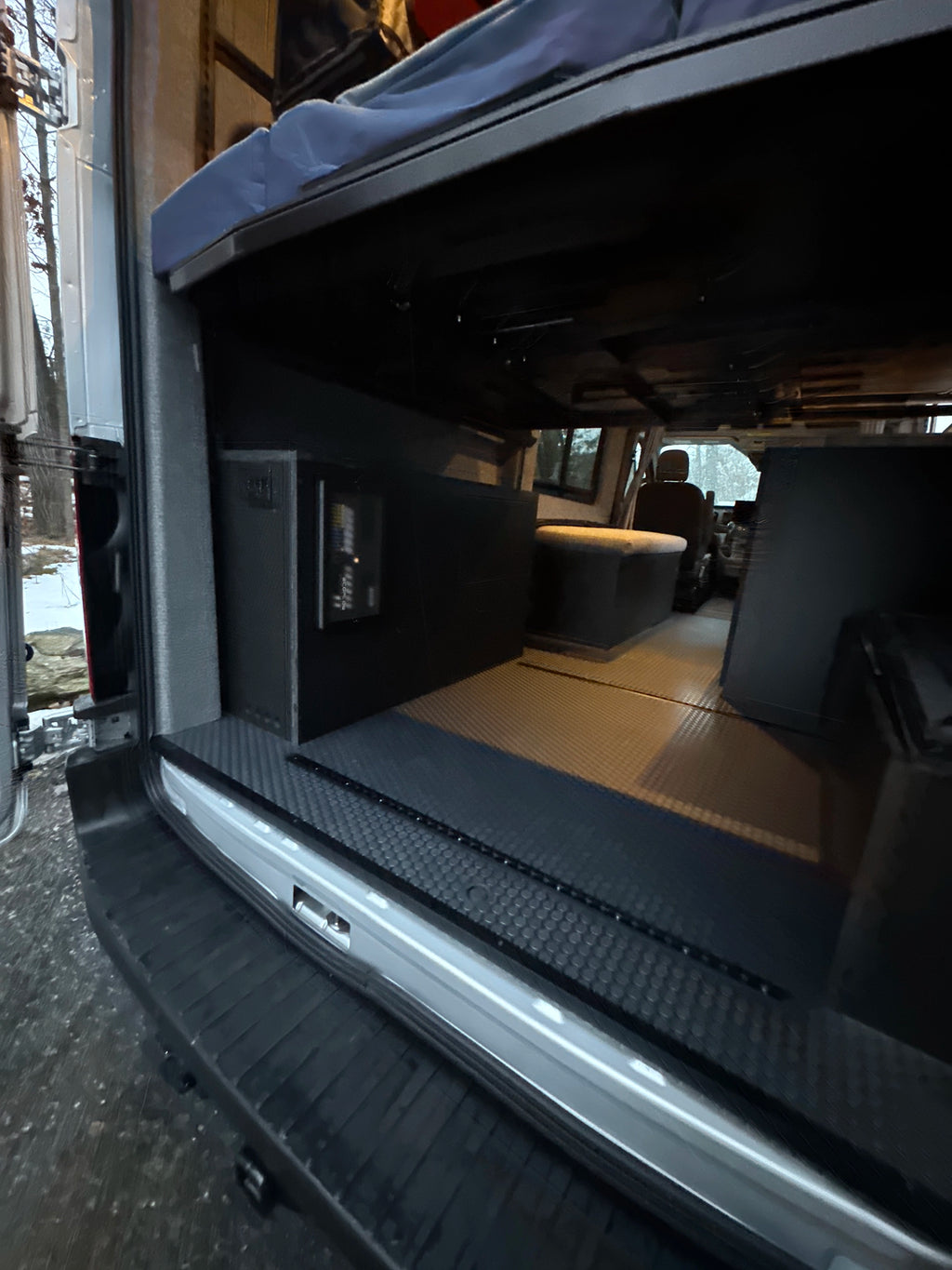 Ecoflow Cabinets - Transit - 5kWh / 148 WB