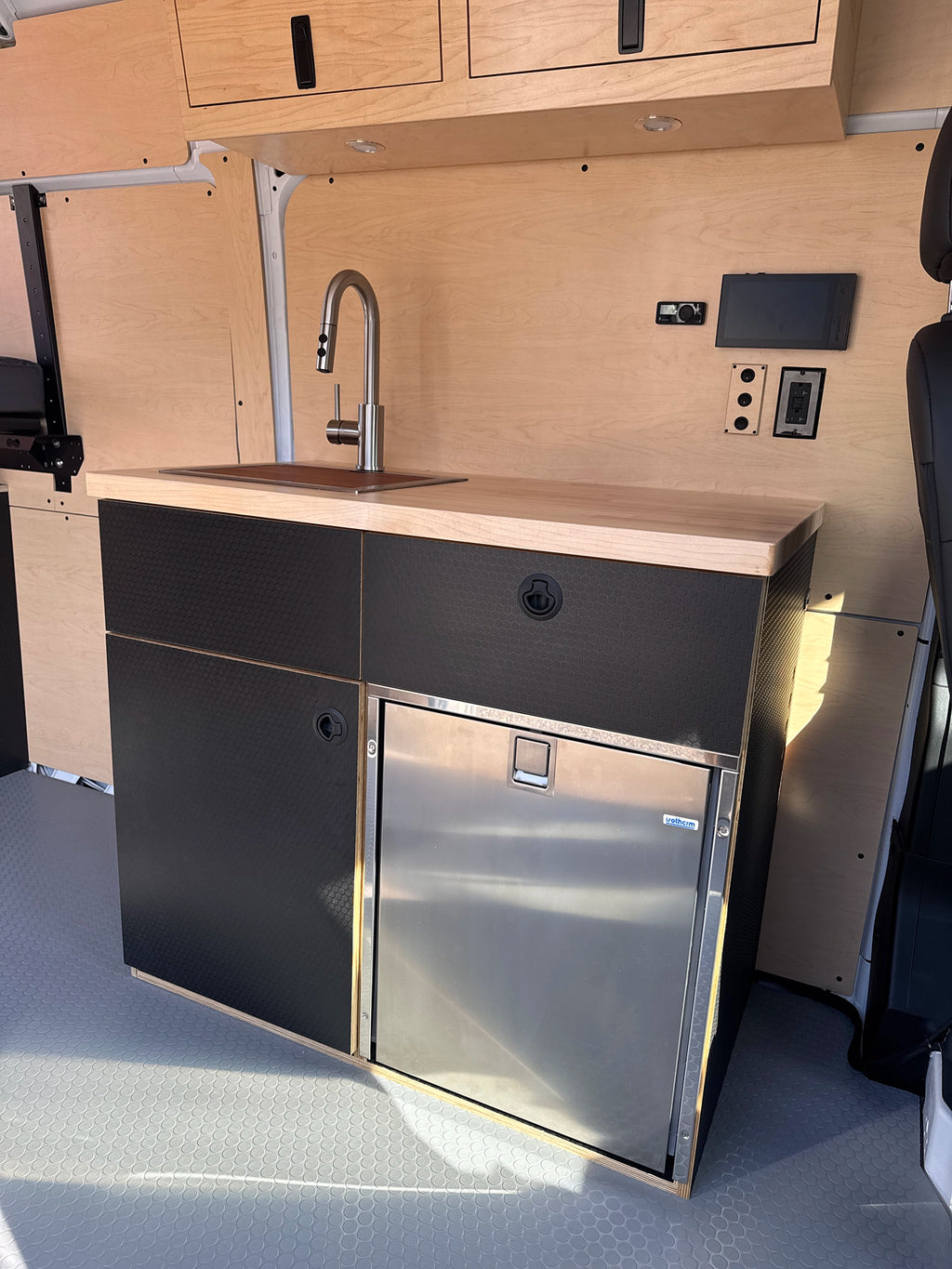 Universal Adventure Galley