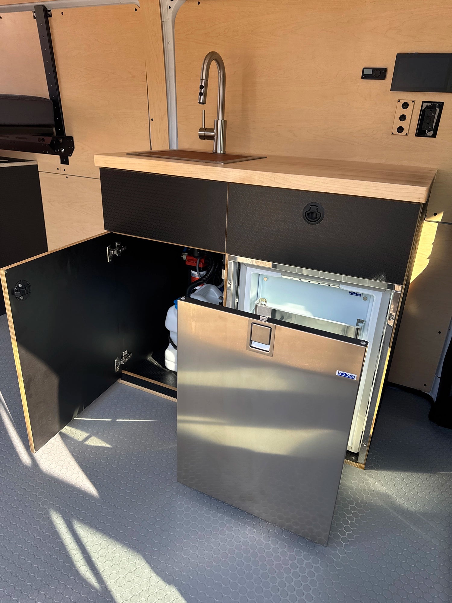 Universal Adventure Galley